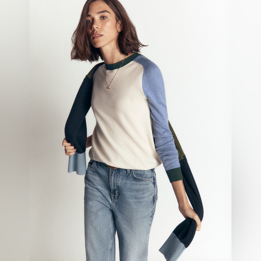 NWT Boden Meg Raglan Sleeve Sweater in Ivory, Blue and Green - Picture 3 of 10